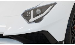 Pojazd elektryczny Lamborghini Aventador SV, biały