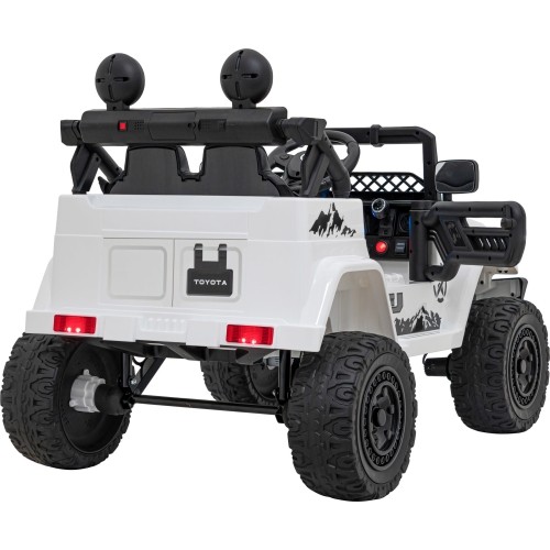 Pojazd elektryczny Toyota FJ Cruiser, biały