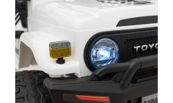 Pojazd elektryczny Toyota FJ Cruiser, biały