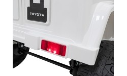 Pojazd elektryczny Toyota FJ Cruiser, biały