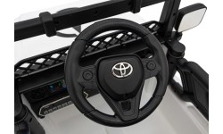 Pojazd elektryczny Toyota FJ Cruiser, biały