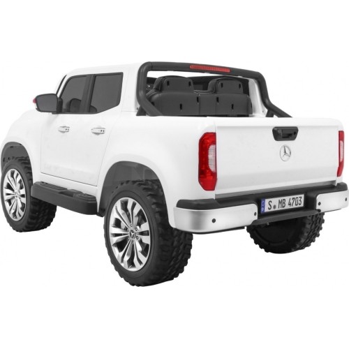 Samochód elektryczny dla dzieci Mercedes Benz X-Class, biały