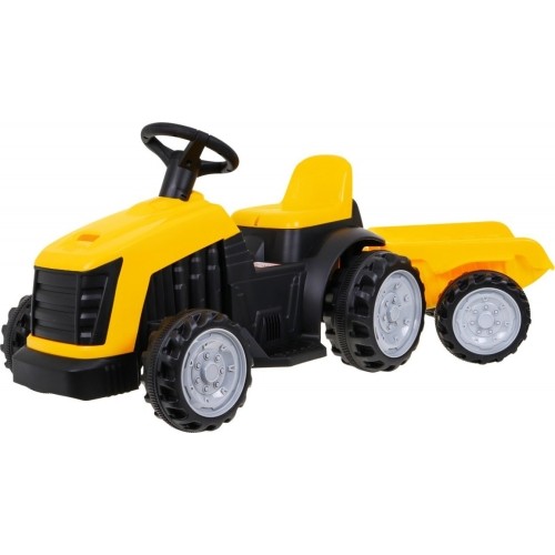 Traktor z przyczepą