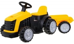 Traktor z przyczepą