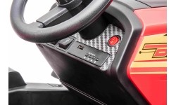 Traktor BLAST z przyczepą, czerwony