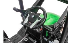 Traktor MEGA D68 z przyczepą, zielony