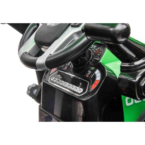 Traktor MEGA D68 z przyczepą, zielony