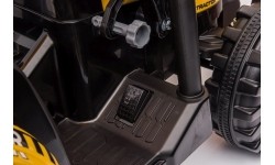 Traktor MEGA D68 z przyczepą, żółty