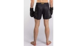Spodenki MMA Venum Streamline - czarno-złote