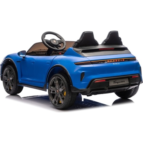 Pojazd elektryczny Porsche Taycan Turbo S niebieski