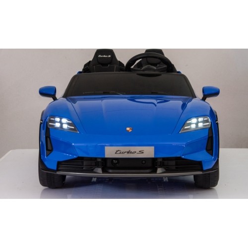 Pojazd elektryczny Porsche Taycan Turbo S niebieski