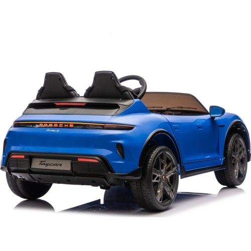 Pojazd elektryczny Porsche Taycan Turbo S niebieski