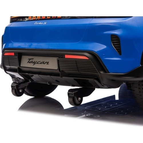 Pojazd elektryczny Porsche Taycan Turbo S niebieski