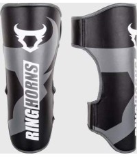Ochraniacze na golenie Ringhorns Charger by Venum, czarne