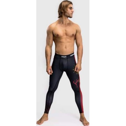 Legginsy Venum x TEKKEN 8 - Marshall Law - czarne/czerwone/złote