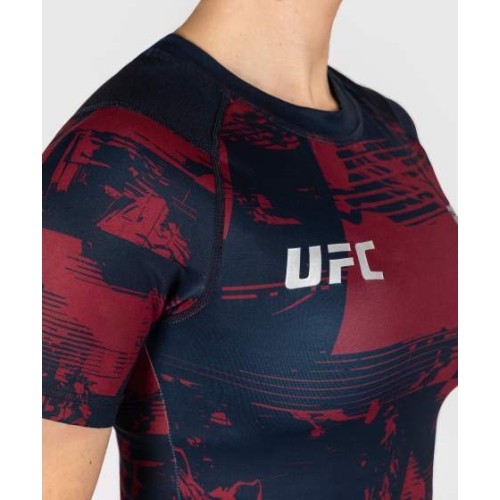 Damska bordowa koszulka rashguard z krótkim rękawem UFC Zenith by Venum Authentic Fight Week