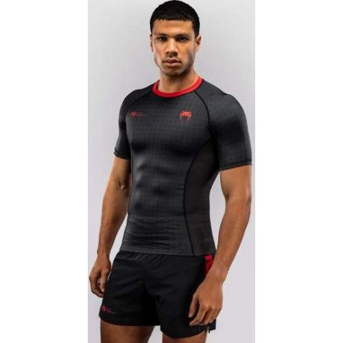 Rashguard Venum x Roger Gracie Signature z krótkim rękawem, czarno-czerwony