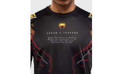 Koszulka Venum x TEKKEN 8 Dry-Tech Yoshimitsu, czarno-pomarańczowa