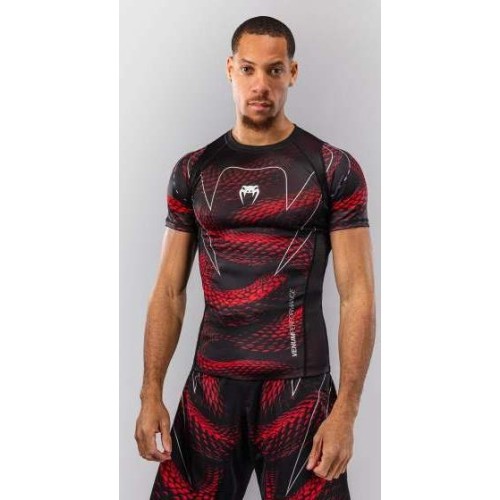Koszulka Venum Matupa rashguard z krótkim rękawem, czarno-czerwono-srebrna