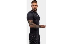 Rashguard Venum Streamline z krótkim rękawem – czarno-biały