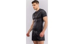 Rashguard z krótkim rękawem Venum Streamline – czarny/złoty