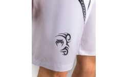 Spodenki treningowe Venum x Mike Tyson Tiger – Optical White/Deep Black