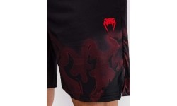 Spodenki treningowe Venum Spectre, czarno-czerwone
