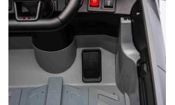 Pojazd elektryczny Audi SQ8, szary