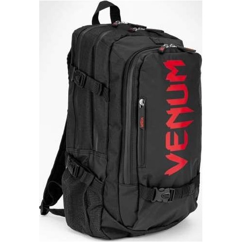 Plecak Venum Challenger Pro Evo – czarny/czerwony