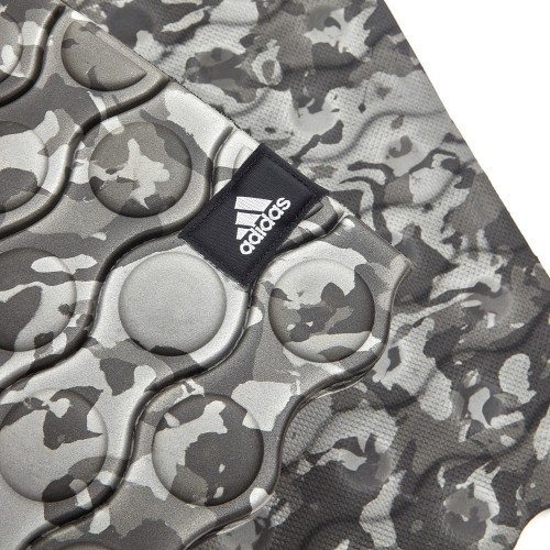 Teksturowana mata treningowa do ćwiczeń Adidas - 9 mm