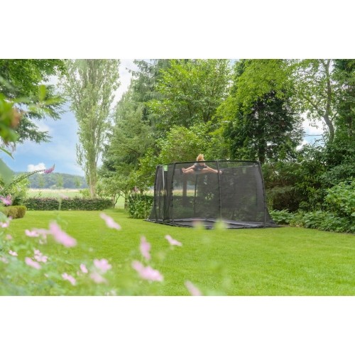 Trampolina gruntowa EXIT Dynamic 244x427 cm z siatką ochronną – czarna