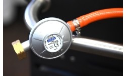 Grill gazowy ROYAL GAS L z rusztem żeliwnym