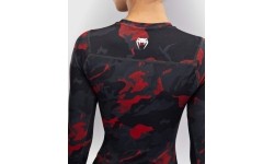 Damska koszulka rashguard z długim rękawem Venum x Sophia Rose Urban Red Camo