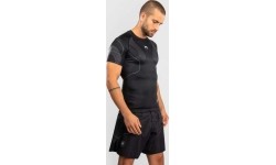 Koszulka rashguard Venum Nexus z krótkim rękawem - czarno-srebrna