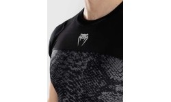 Rashguard Venum G-Fit Scales z krótkim rękawem – czarno-grafitowy