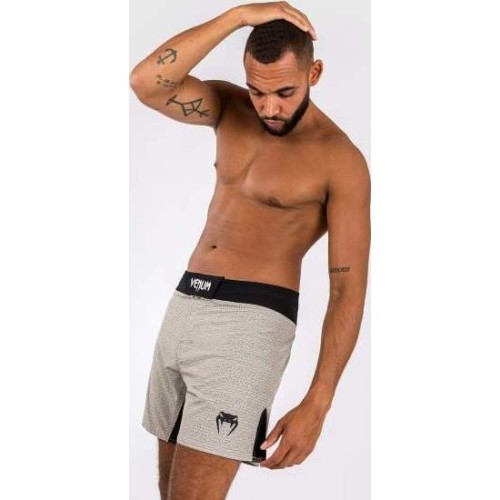 Spodenki do walki Venum x Ares 2.0 – piaskowe