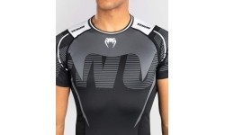 Koszulka Rashguard Venum Adrenaline z krótkim rękawem, czarny/srebrnoszary