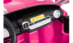 Pojazd elektryczny Ford GT, różowy