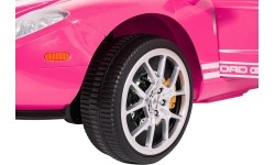 Pojazd elektryczny Ford GT, różowy