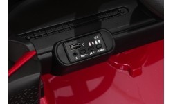 Pojazd elektryczny Mini Cooper, czerwony