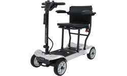 Czterokołowy skuter elektryczny dla seniorów EasyGo szary