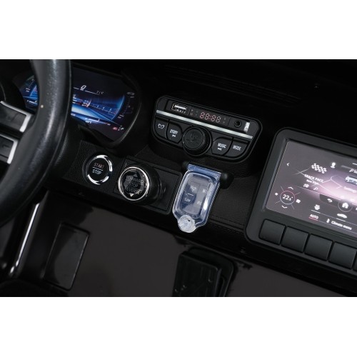 Pojazd elektryczny Mercedes Benz GT63 AMG, czarny