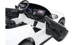 Pojazd elektryczny Mercedes Benz GT63 AMG biały