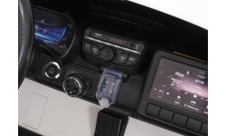 Pojazd elektryczny Mercedes Benz GT63 AMG biały