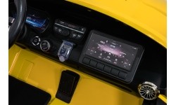 Pojazd elektryczny Mercedes Benz GT63 AMG, żółty