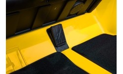 Pojazd elektryczny Mercedes Benz GT63 AMG, żółty