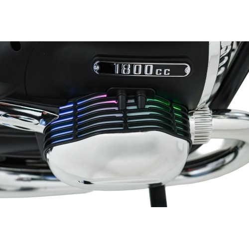 Pojazd elektryczny dla dzieci BMW R18, niebieski
