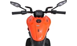 Pojazd elektryczny Ducati Diavel x Bentley, pomarańczowy