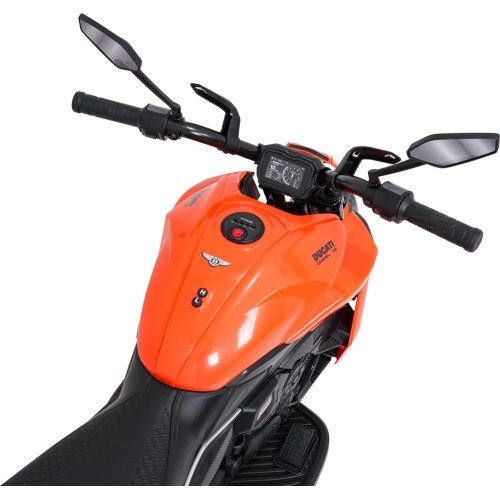 Pojazd elektryczny Ducati Diavel x Bentley, pomarańczowy