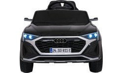 Pojazd elektryczny Audi SQ8, czarny